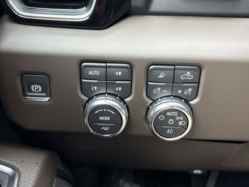 Used 2025 GMC Sierra 1500 Denali w/ Denali Reserve Package image 35