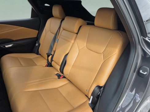 Used 2025 Lexus RX 350 AWD image 20