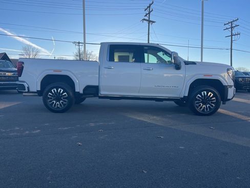 New 2026 GMC Sierra 2500 Denali Ultimate image 6