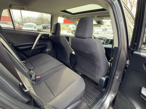 Used 2018 Toyota RAV4 XLE image 20