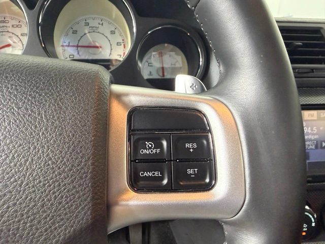 Used 2014 Dodge Challenger R/T RWD image 17