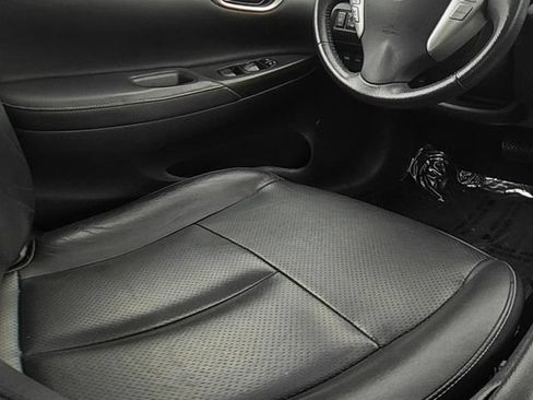 Used 2014 Nissan Sentra SL w/ Premium Package FWD image 26