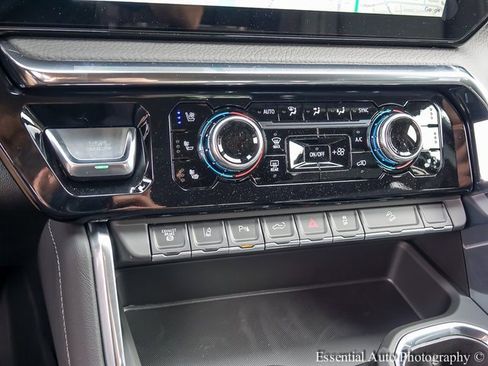 New 2025 GMC Sierra 2500 Denali w/ Technology Package image 17