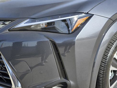 New 2026 Lexus UX 300h FWD image 5