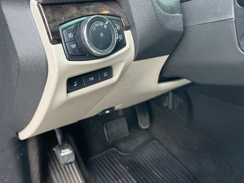 Used 2012 Ford Explorer Limited AWD/4WD image 32
