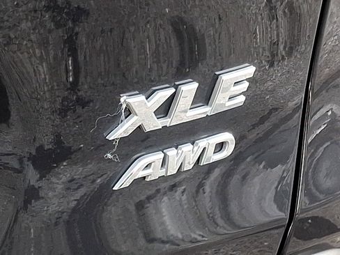 Used 2022 Toyota RAV4 XLE image 30