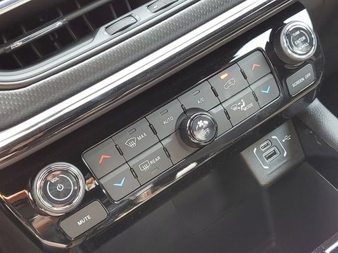 New 2026 Jeep Compass Trailhawk AWD/4WD image 16