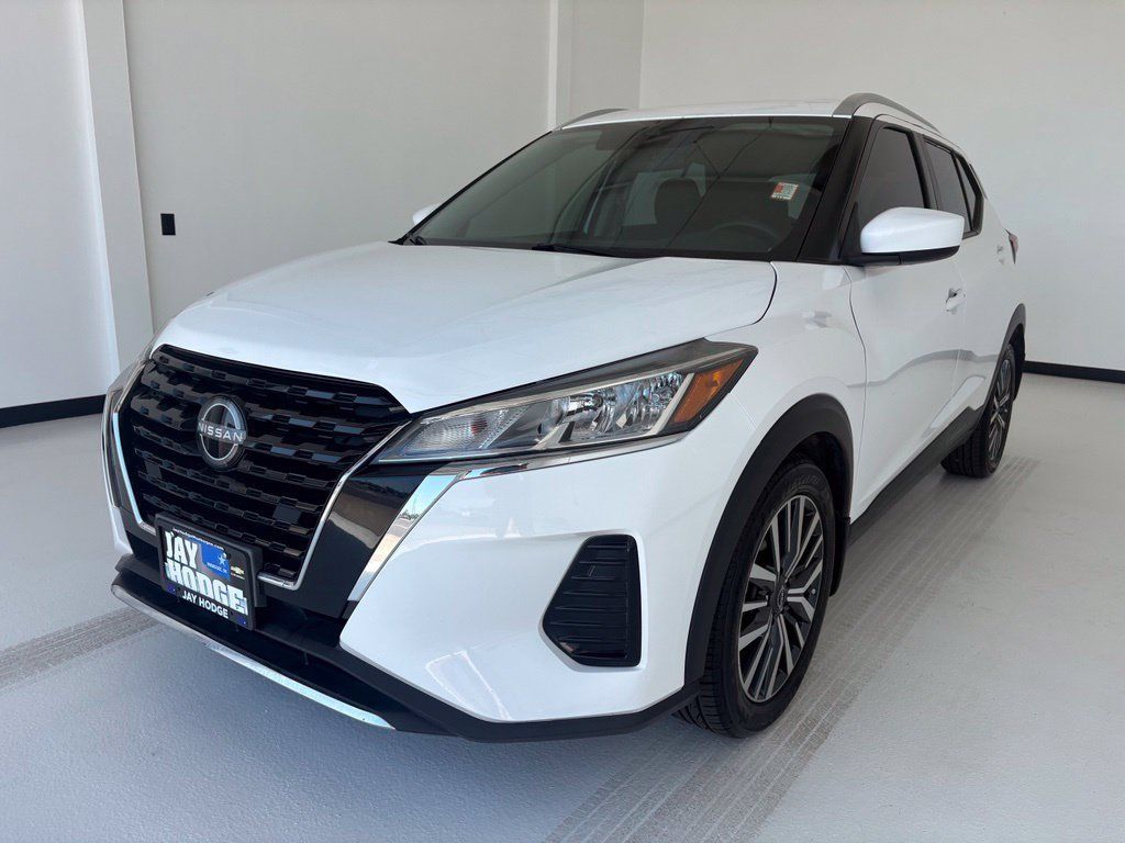 Used 2023 Nissan Kicks SV FWD image 13