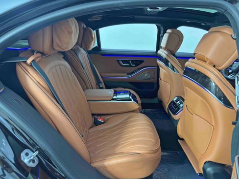 Used 2024 Mercedes-Benz S 63 AMG S w/ Rear Seat Package image 47