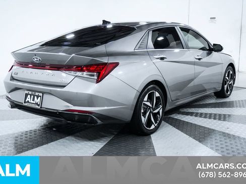 Used 2023 Hyundai Elantra Limited FWD image 7
