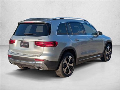 Certified 2026 Mercedes-Benz GLB 250 4MATIC image 2