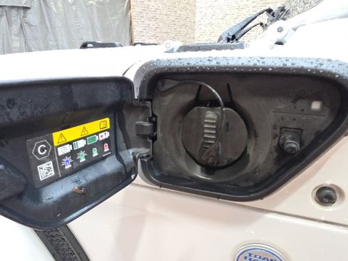 Used 2022 Jeep Wrangler Unlimited Sahara image 35