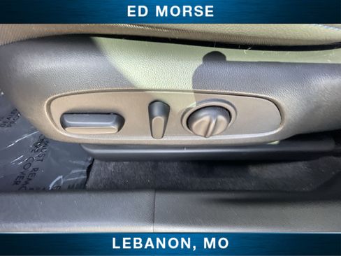 Used 2025 Buick Envista Sport Touring w/ Experience Buick Package FWD image 32