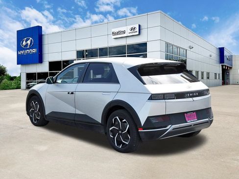 Certified 2024 Hyundai Ioniq 5 SEL RWD image 7