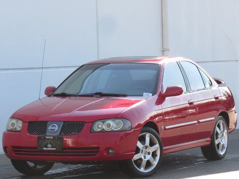 Used 2006 Nissan Sentra SE-R Spec V w/ (J01) Sunroof Pkg FWD image 1