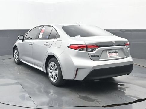New 2026 Toyota Corolla LE FWD image 3