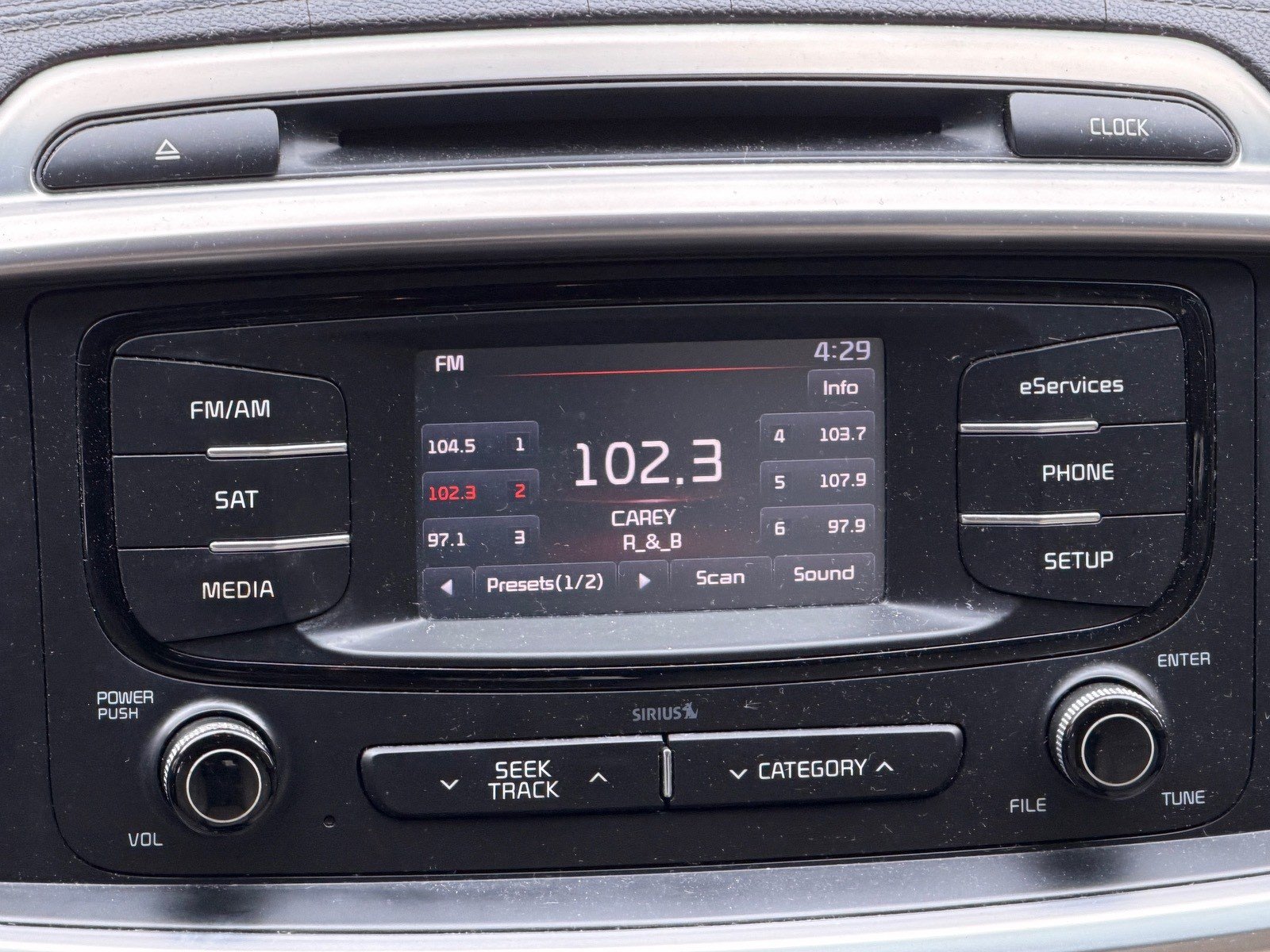 Used 2016 Kia Sorento EX FWD image 17