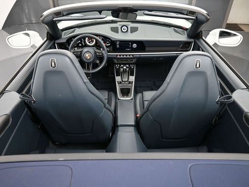 Used 2022 Porsche 911 Turbo S image 19