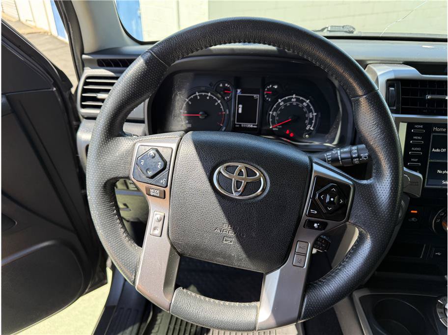 Used 2021 Toyota 4Runner SR5 AWD/4WD image 25