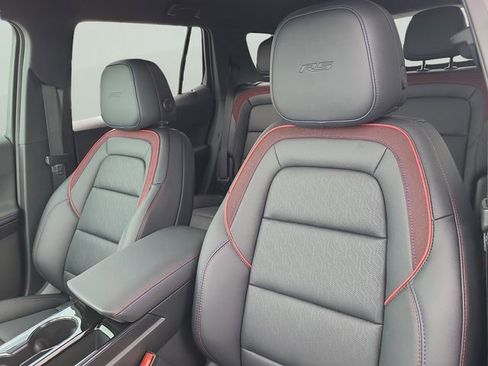 New 2026 Chevrolet Equinox RS w/ Convenience Package III AWD/4WD image 18