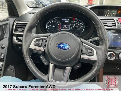 Used 2017 Subaru Forester 2.5i Touring AWD/4WD image 19
