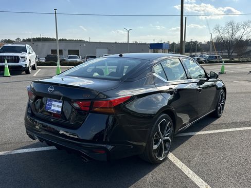 Used 2024 Nissan Altima 2.5 SR image 6