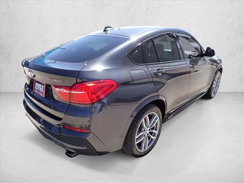 Used 2017 BMW X4 M40i image 4