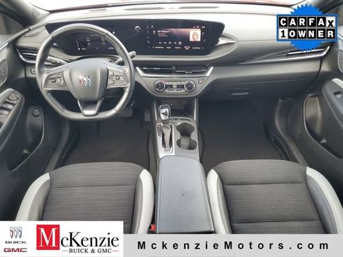 Used 2024 Buick Envista Preferred w/ Convenience I Package FWD image 24