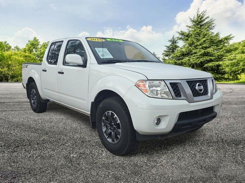 Used 2018 Nissan Frontier PRO-4X AWD/4WD image 1