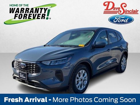 Used 2023 Ford Escape Active w/ Tech Pack #2 image 1