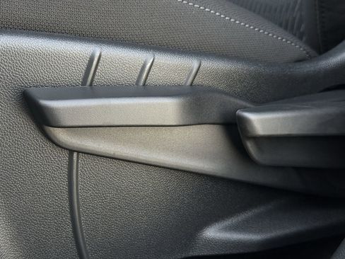 New 2026 Chevrolet Equinox LT image 21