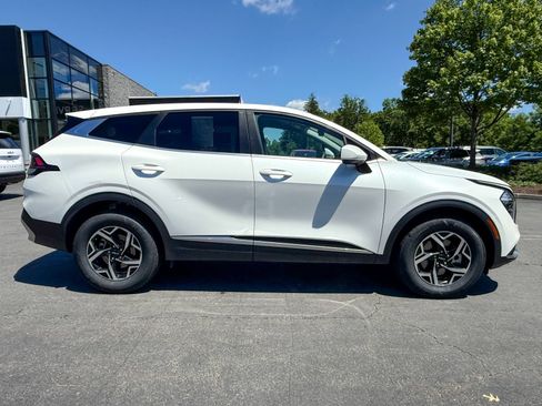 Certified 2023 Kia Sportage LX AWD/4WD image 5