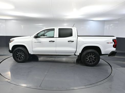 Used 2023 Chevrolet Colorado W/T w/ WT Convenience Package II AWD/4WD image 10