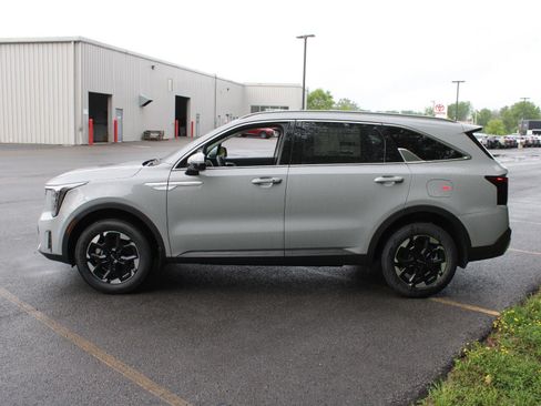 New 2026 Kia Sorento S AWD/4WD image 5