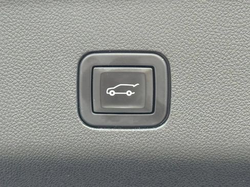 Used 2021 Chevrolet Tahoe High Country AWD/4WD image 40