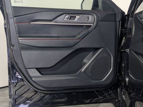 Certified 2025 Ford Explorer ST-Line image 24