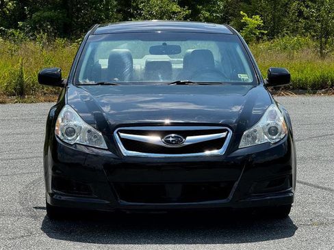 Used 2011 Subaru Legacy 3.6R Limited image 2