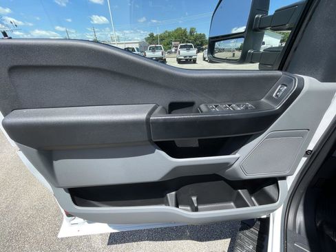 New 2025 Ford F250 XL RWD image 24