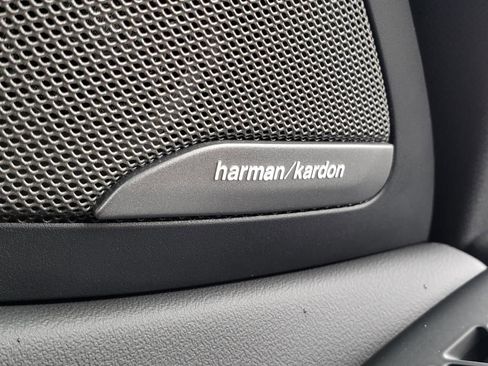 New 2026 BMW X6 M60i image 10