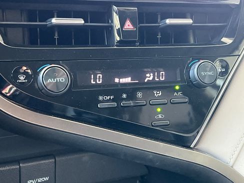 Used 2024 Toyota Camry LE w/ Convenience Package FWD image 21