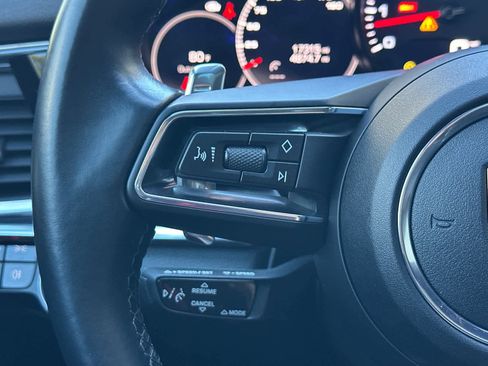 Used 2021 Porsche Panamera image 26