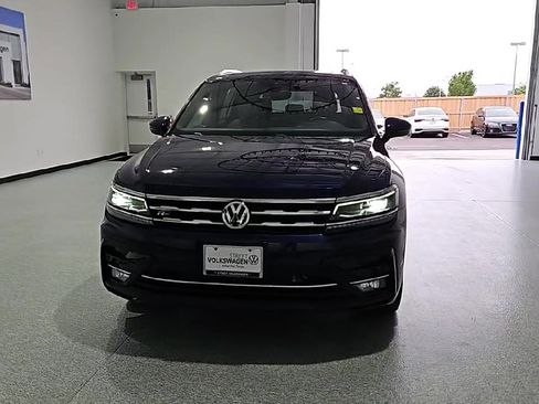 Used 2021 Volkswagen Tiguan SEL Premium R-Line AWD/4WD image 3