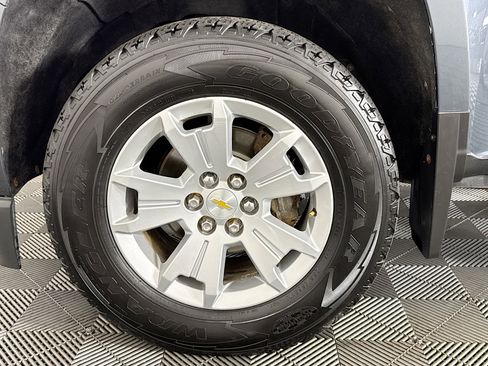 Used 2015 Chevrolet Colorado LT image 36