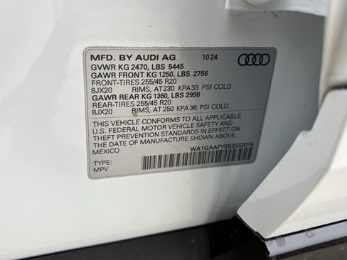 Used 2025 Audi Q5 2.0T Premium image 36