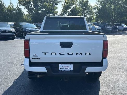 Used 2024 Toyota Tacoma SR5 AWD/4WD image 5