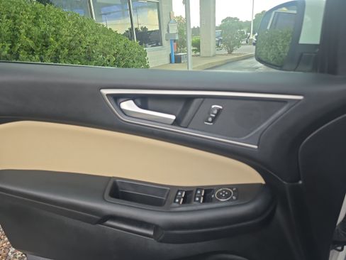 Used 2023 Ford Edge SEL w/ Convenience Package AWD/4WD image 17