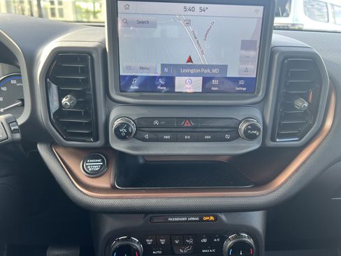 Used 2024 Ford Bronco Sport Outer Banks w/ Tech Package AWD/4WD image 21