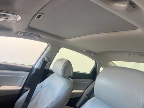 Used 2017 Hyundai Sonata Sport w/ Value Edition Package 02 FWD image 16
