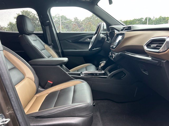 Used 2022 Chevrolet TrailBlazer ACTIV w/ Technology Package FWD image 27