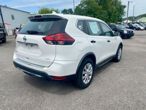 Used 2018 Nissan Rogue S AWD/4WD image 7